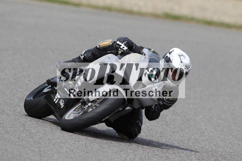 /Archiv-2023/06 10.04.2023 Moto Club Anneau du Rhin/Rouge Expert/97